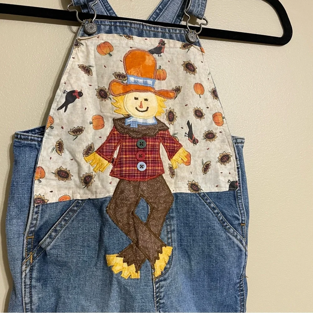 Old Navy Vintage Flannel Scarecrow pumpkin patch kids‎ overalls size 5T